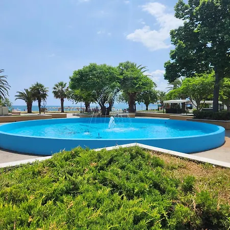 Lägenhet Garden Maisonnette 2-bedrooms Sleeps 6 Adults 200m From Sandy *