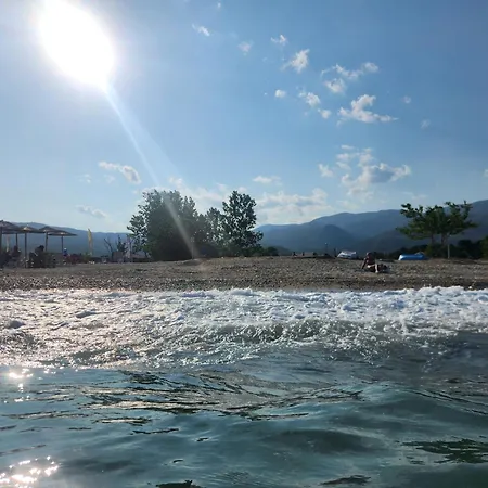 Garden Maisonnette 2-bedrooms Sleeps 6 Adults 200m From Sandy Asprovalta