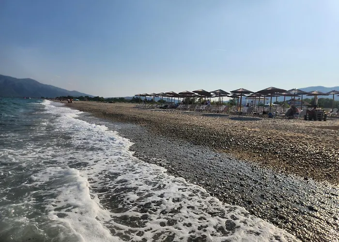 Garden Maisonnette 2-bedrooms Sleeps 6 Adults 200m From Sandy * Asprovalta