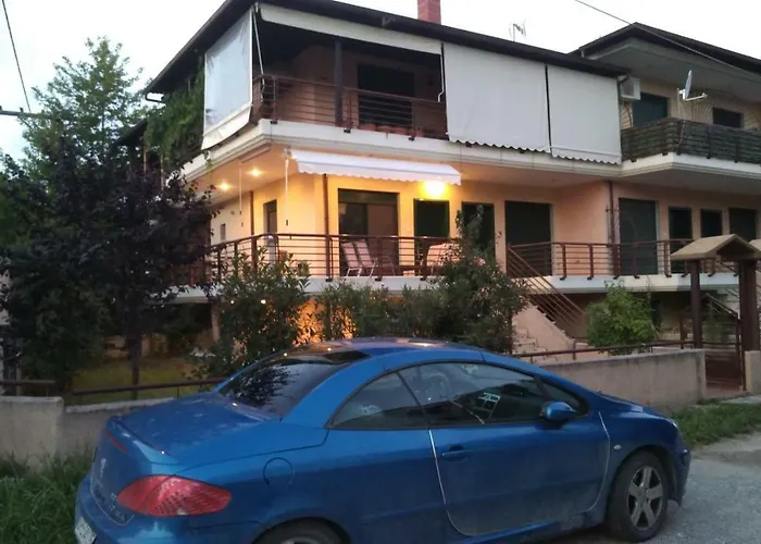 Garden Maisonnette 2-bedrooms Sleeps 6 Adults 200m From Sandy