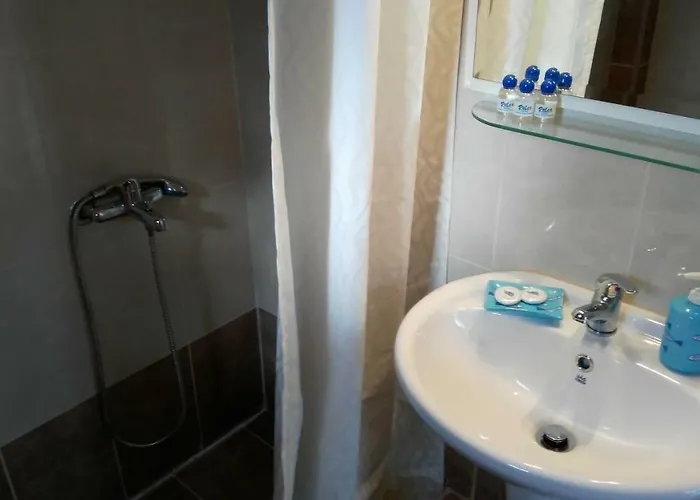 Garden Maisonnette 2-bedrooms Sleeps 6 Adults 200m From Sandy Appartement Asprovalta