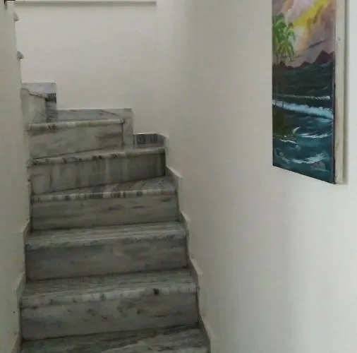 Garden Maisonnette 2-bedrooms Sleeps 6 Adults 200m From Sandy Asprovalta