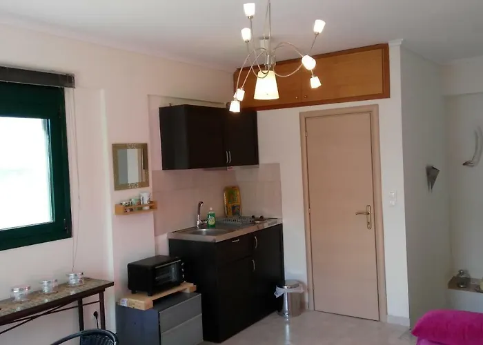 Garden Maisonnette 2-bedrooms Sleeps 6 Adults 200m From Sandy Appartement Asprovalta