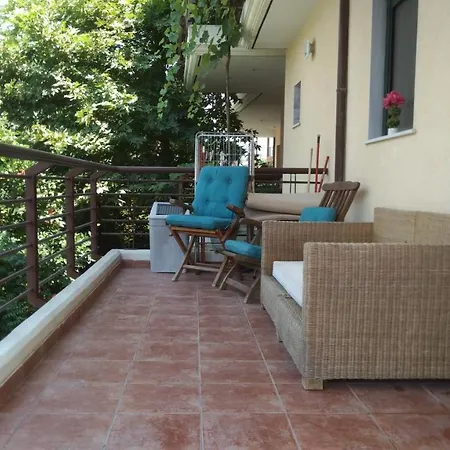 Garden Maisonnette 2-bedrooms Sleeps 6 Adults 200m From Sandy شقة *