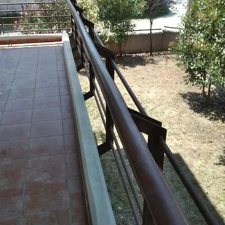 Garden Maisonnette 2-bedrooms Sleeps 6 Adults 200m From Sandy Asprovalta