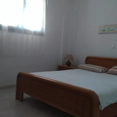 Apartment Garden Maisonnette 2-bedrooms Sleeps 6 Adults 200m From Sandy