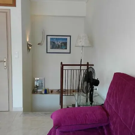 Daire Garden Maisonnette 2-bedrooms Sleeps 6 Adults 200m From Sandy Asprovalta