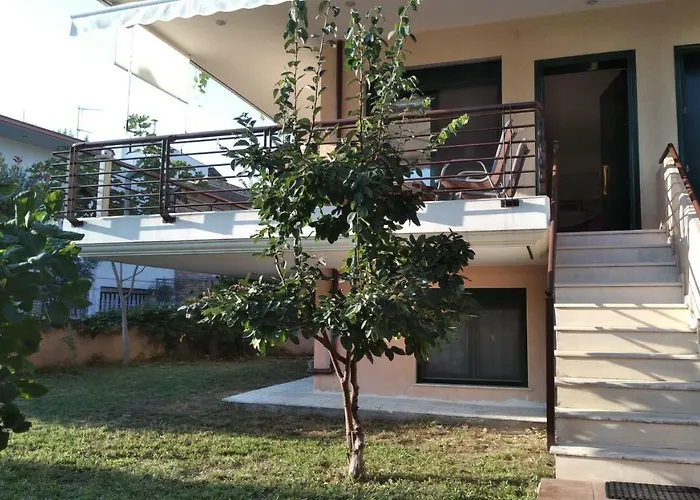 Appartamento Garden Maisonnette 2-bedrooms Sleeps 6 Adults 200m From Sandy